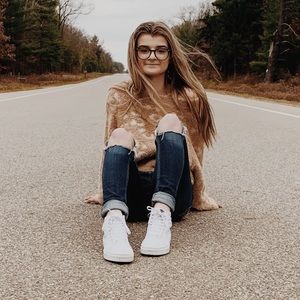 Meet your Posher, Haley